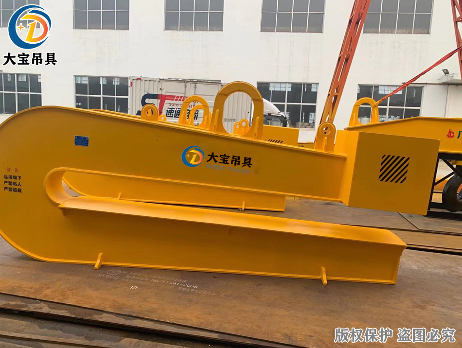 C型塔筒吊具